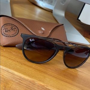 Ray Ban Sunglasses Erika Classic
